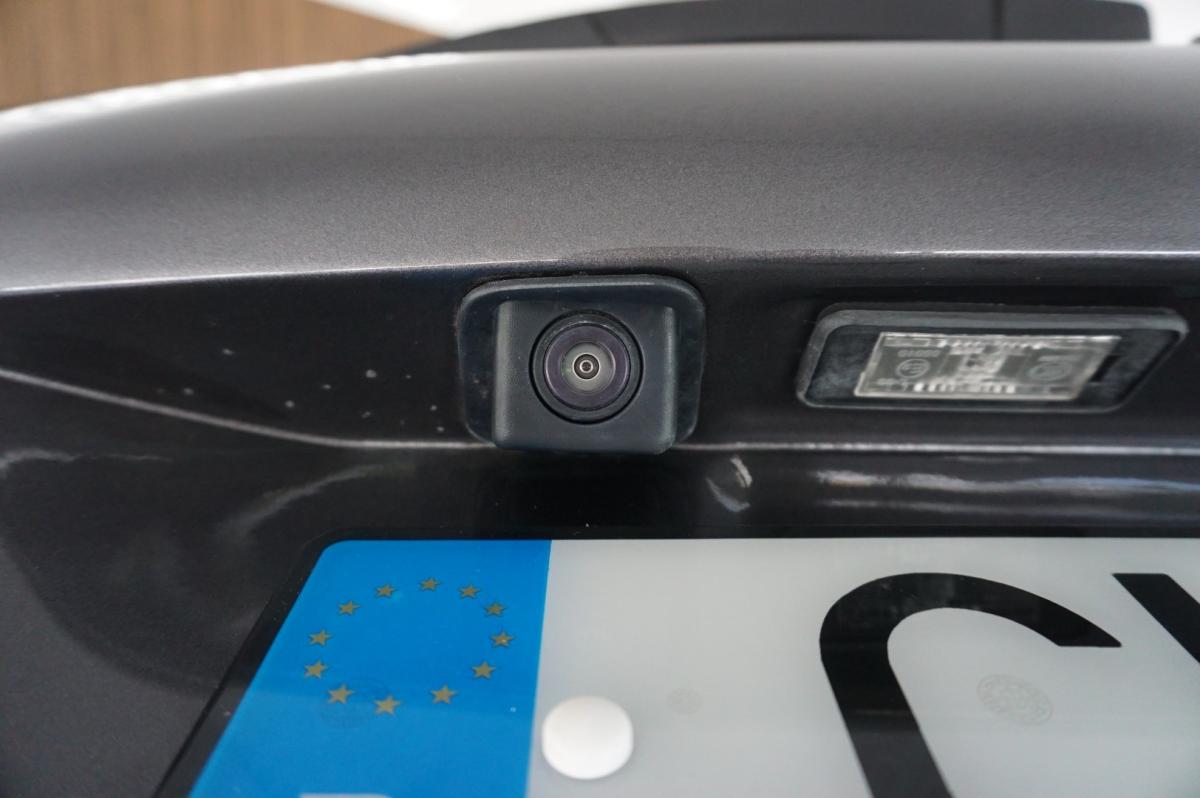 peugeot-2008-2018-gasolina-1199cc