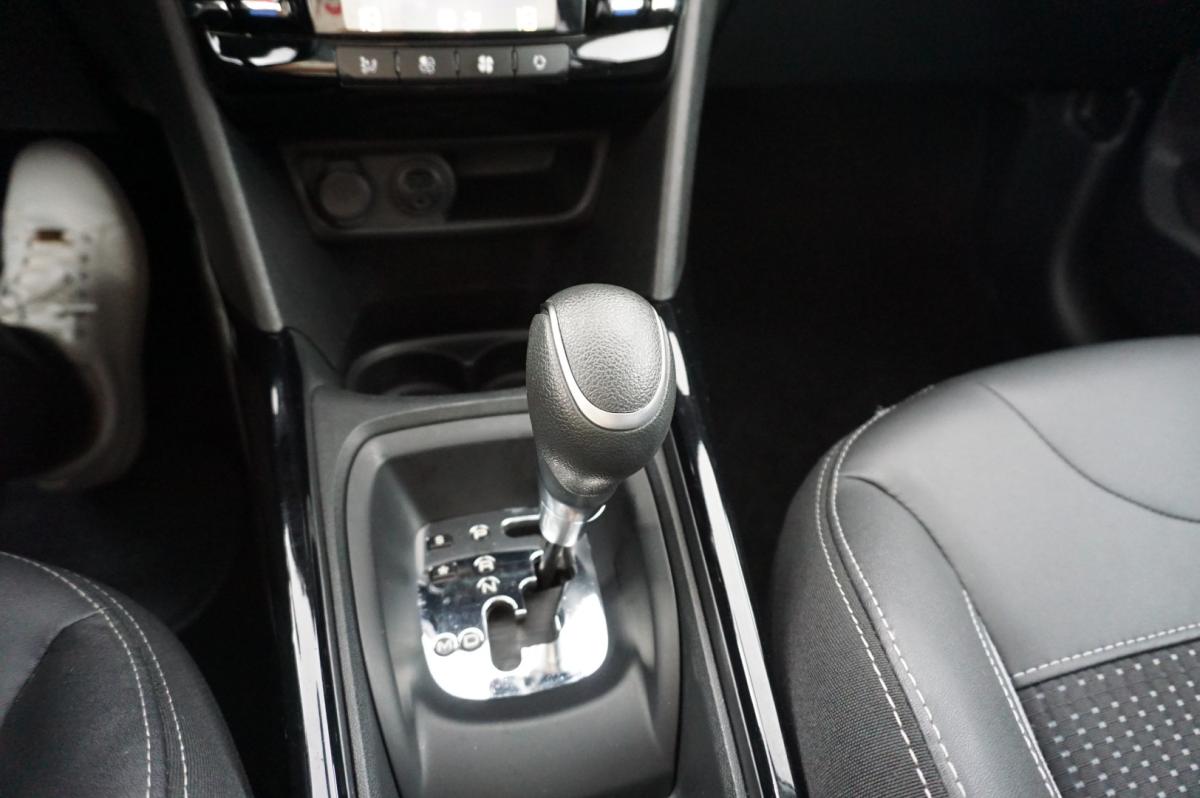 peugeot-2008-2018-gasolina-1199cc