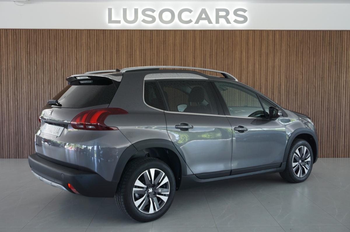peugeot-2008-2018-gasolina-1199cc