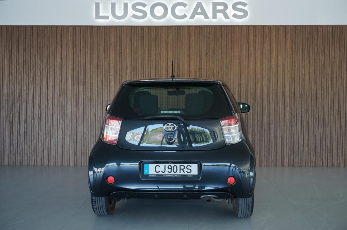 toyota-iq-2012-gasolina-998cc