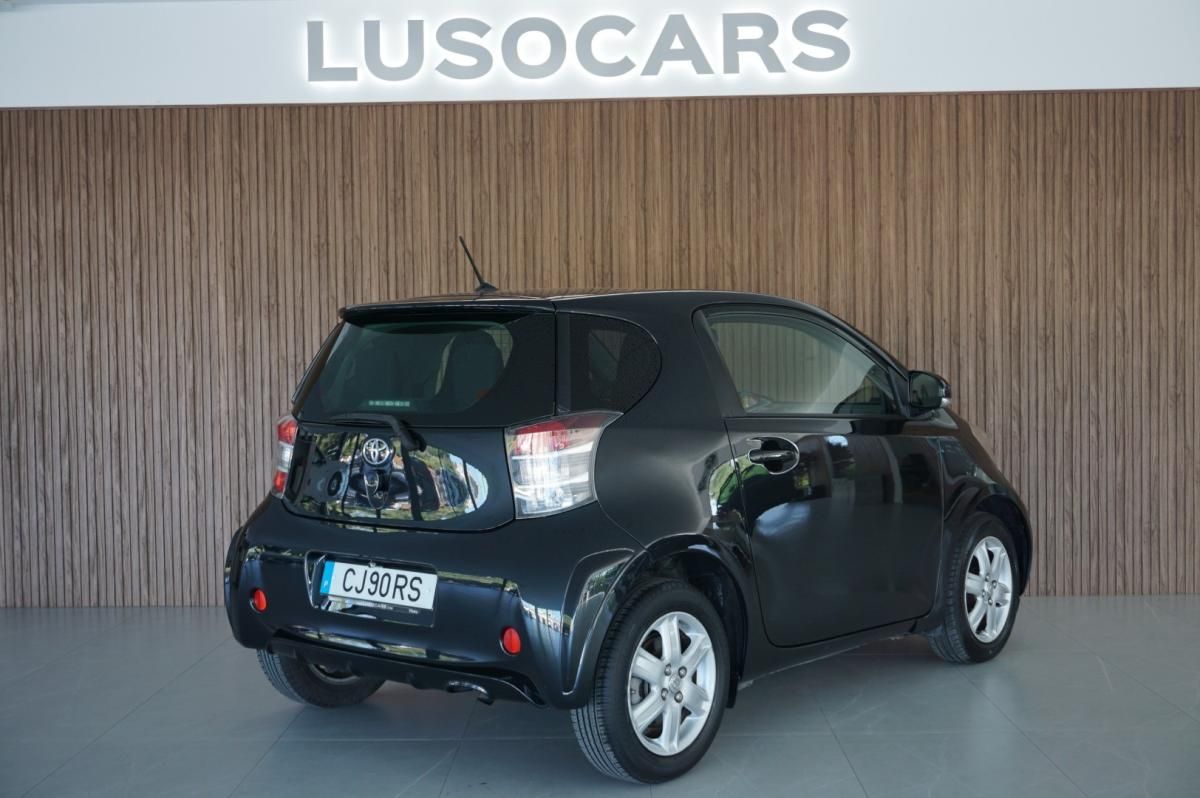 toyota-iq-2012-gasolina-998cc