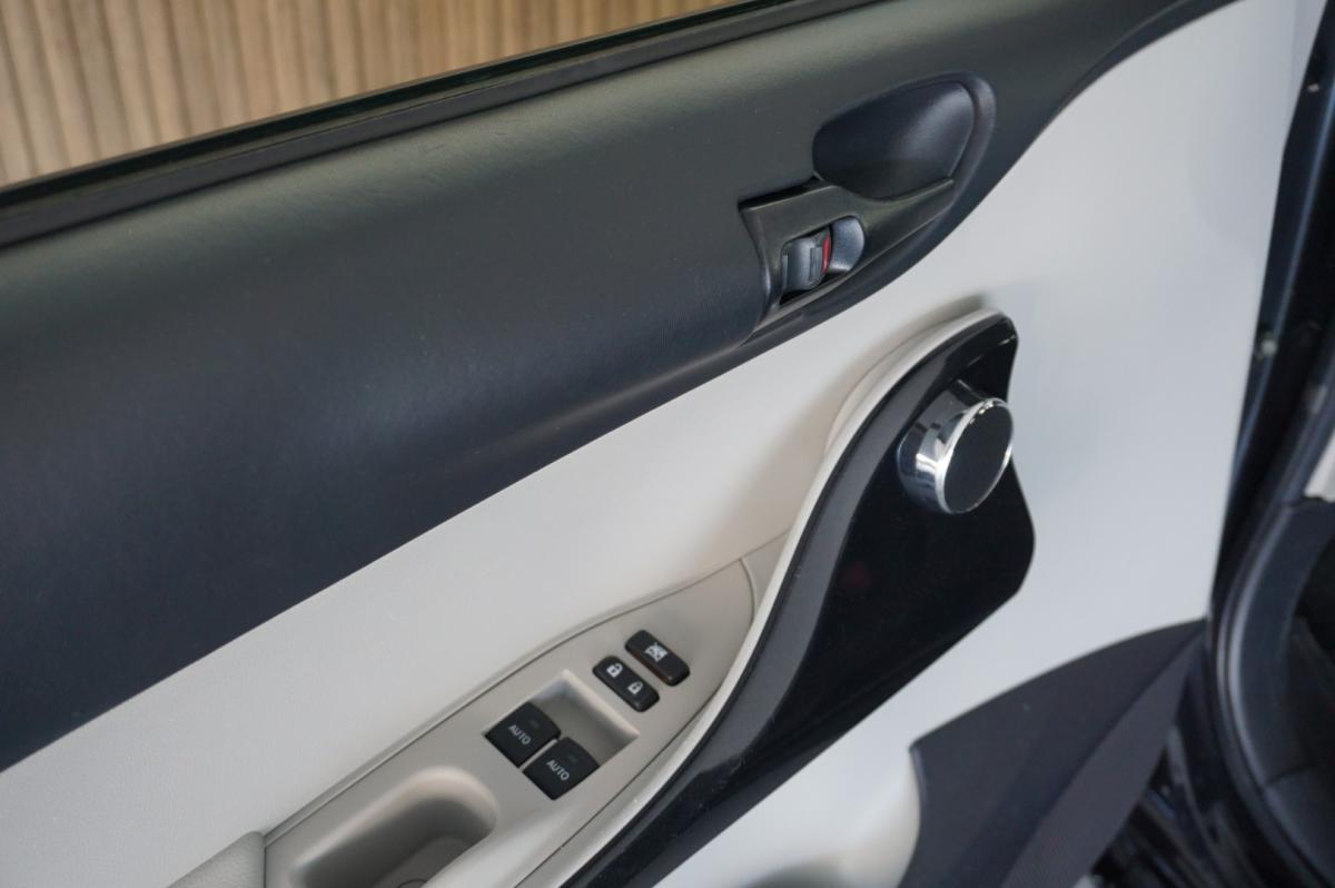 toyota-iq-2012-gasolina-998cc
