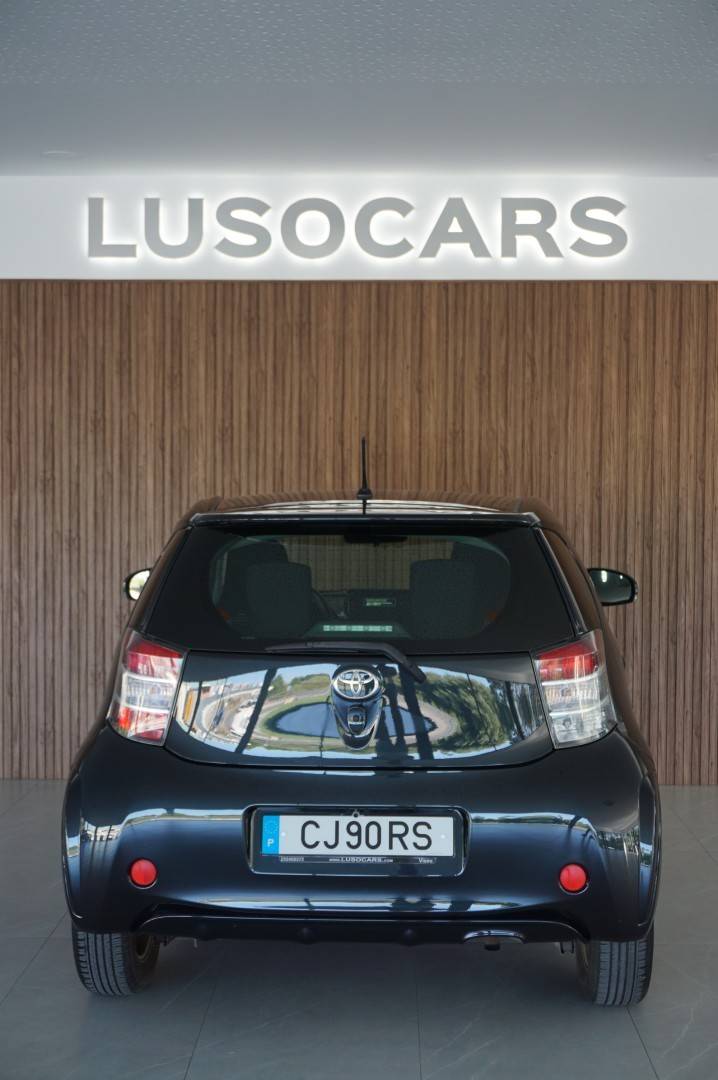toyota-iq-2012-gasolina-998cc