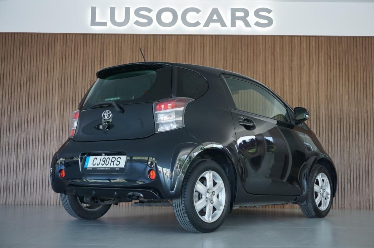 toyota-iq-2012-gasolina-998cc