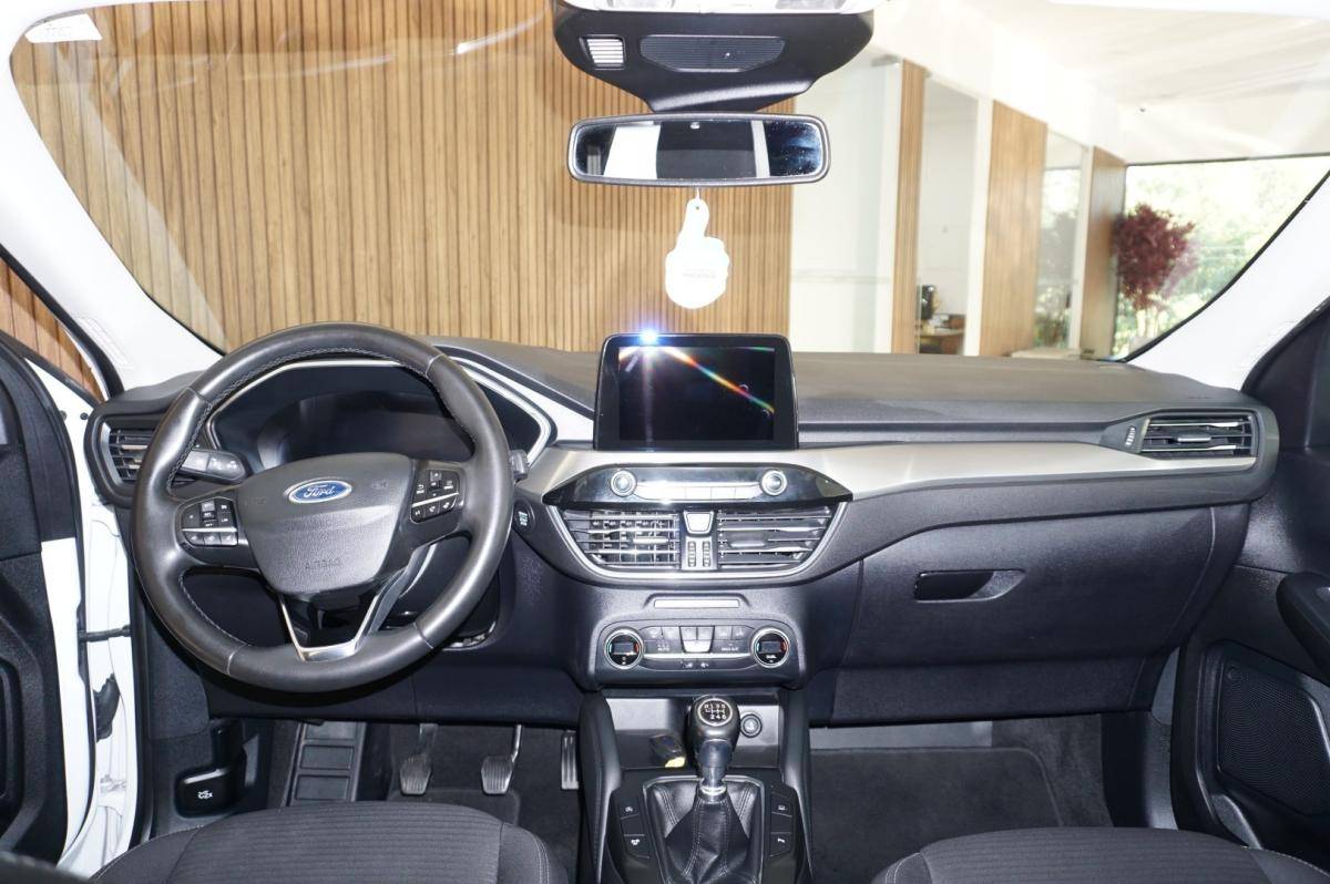 ford-kuga-2022-diesel-1499cc