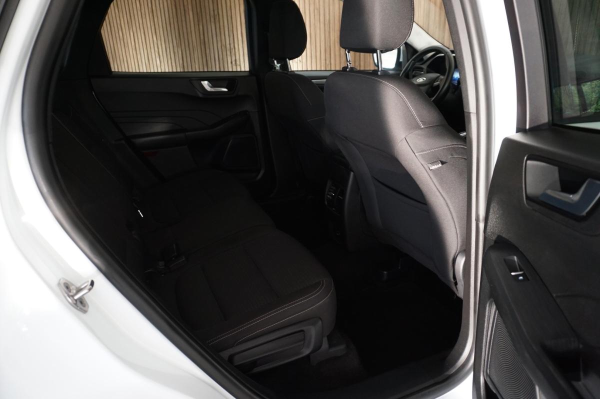 ford-kuga-2022-diesel-1499cc