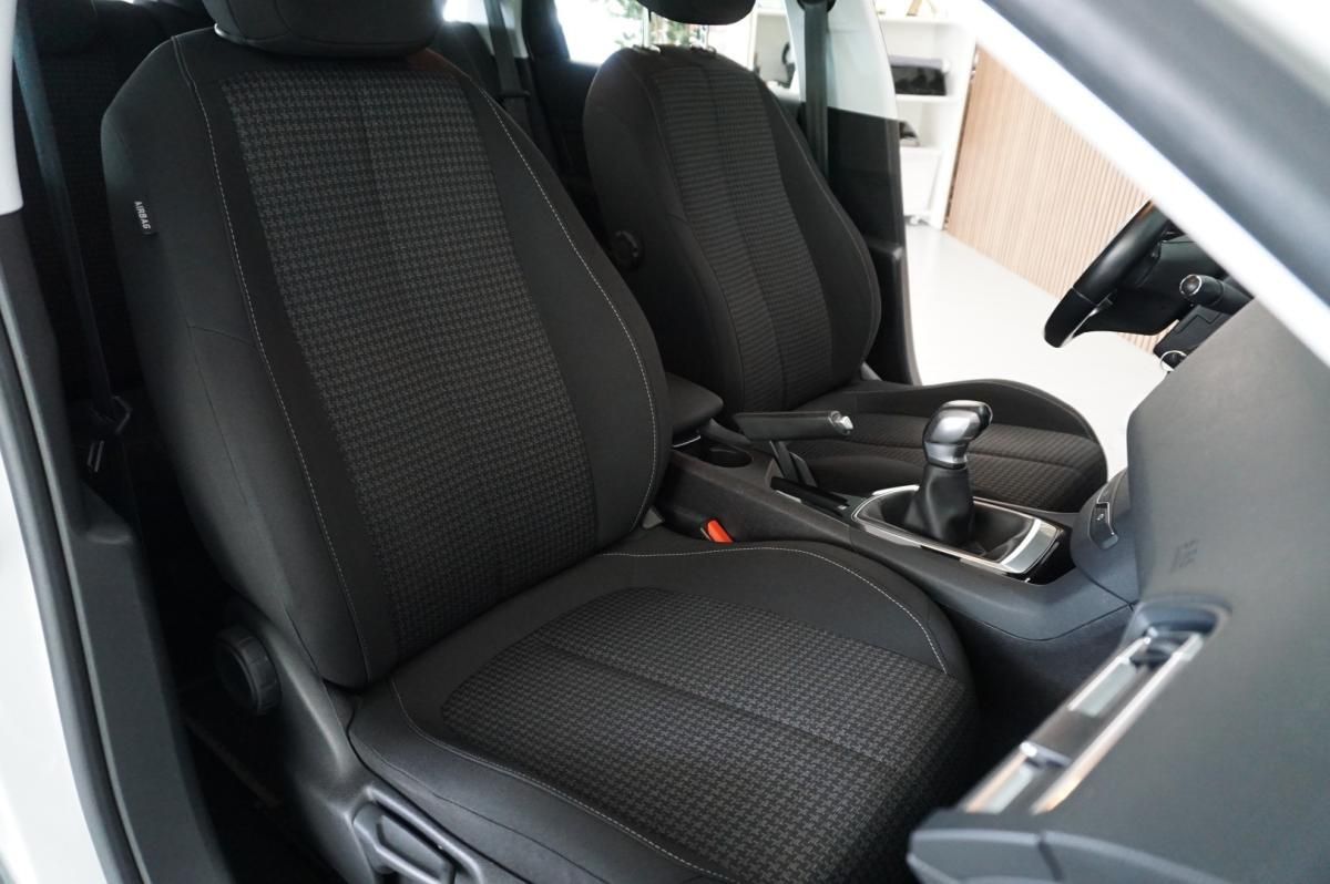 peugeot-308-sw-2018-diesel-1560cc