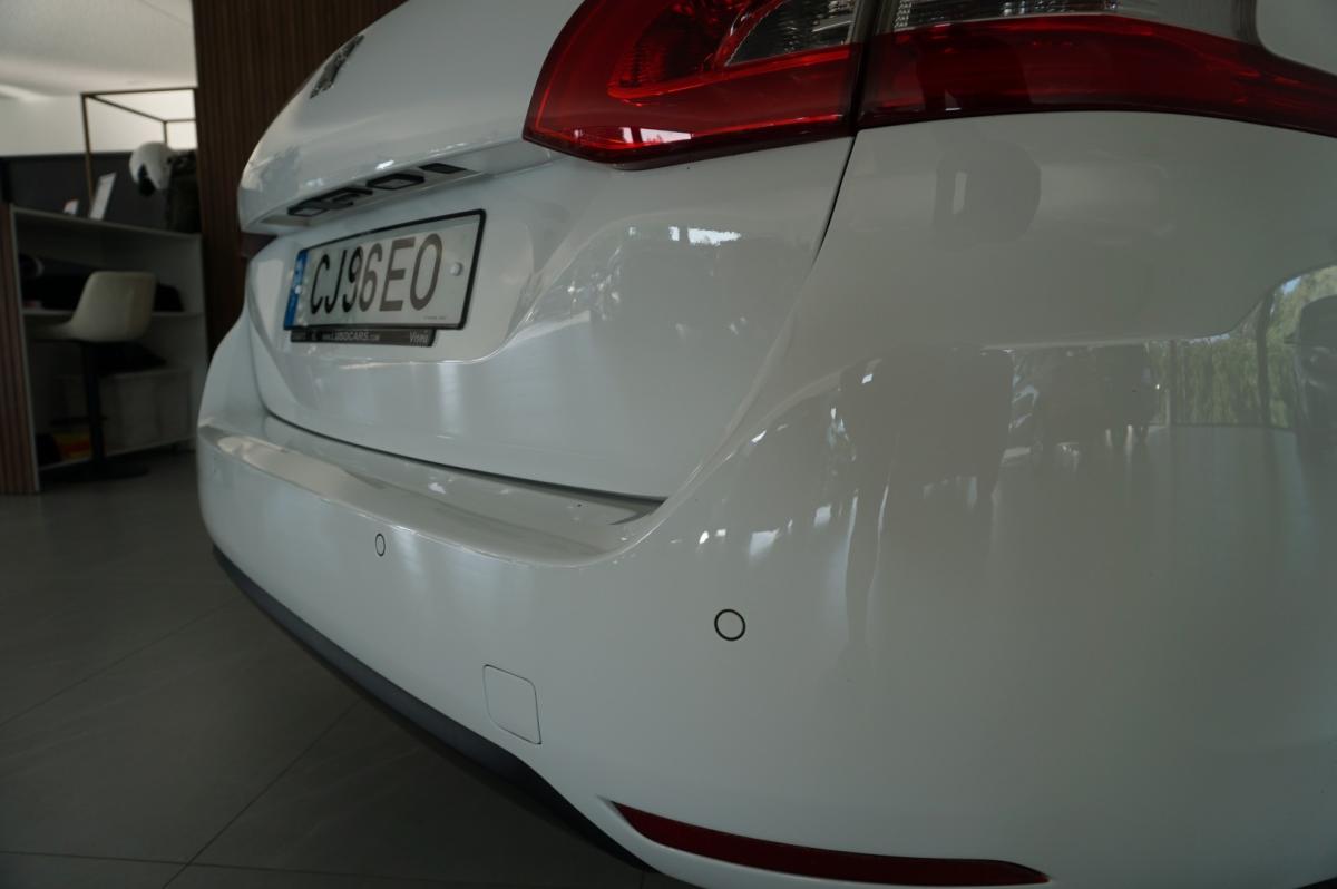 peugeot-308-sw-2018-diesel-1560cc