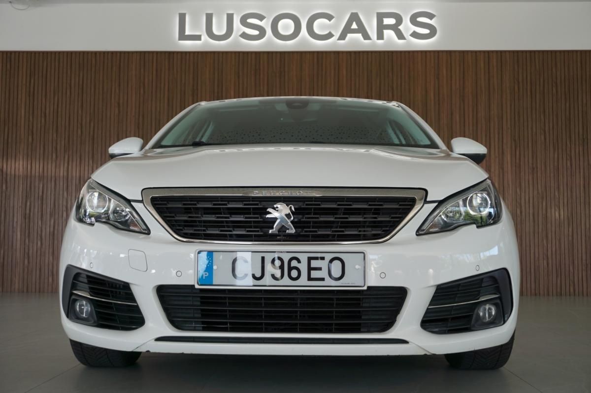 peugeot-308-sw-2018-diesel-1560cc