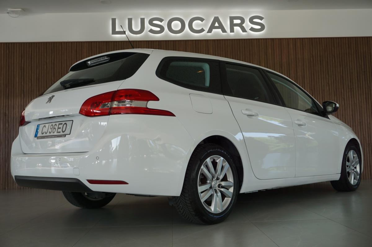 peugeot-308-sw-2018-diesel-1560cc