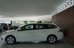 peugeot-308-sw-2018-diesel-1560cc