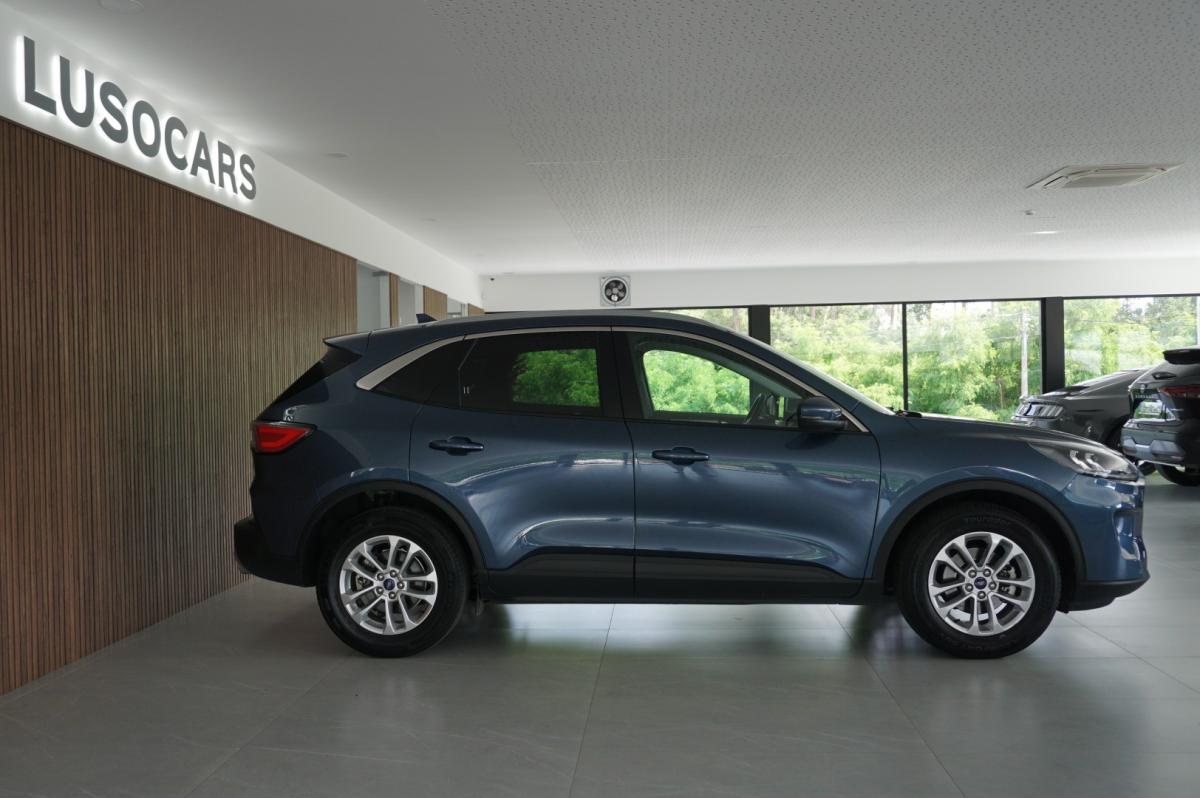 ford-kuga-2022-diesel-1499cc