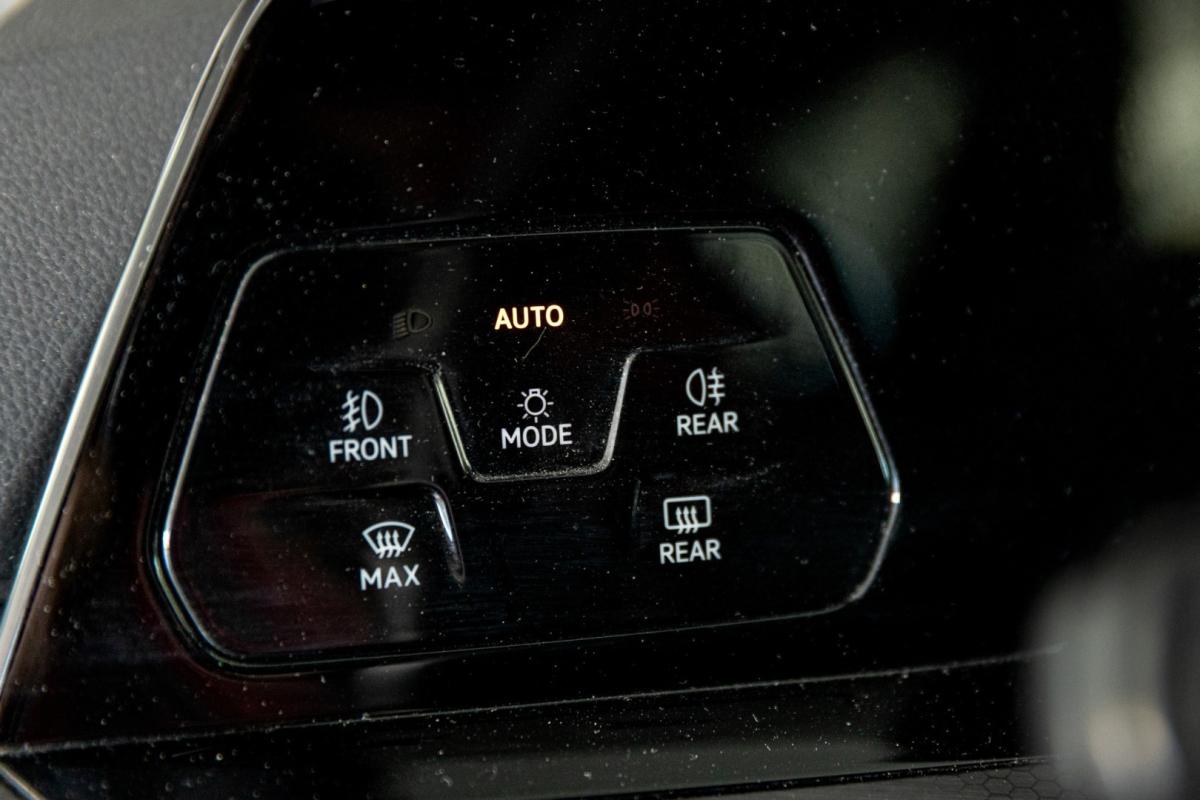 volkswagen-golf-2021-hibrido-1395cc