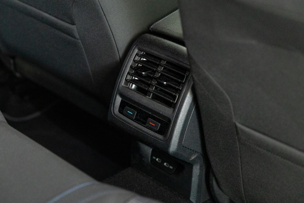 volkswagen-golf-2021-hibrido-1395cc