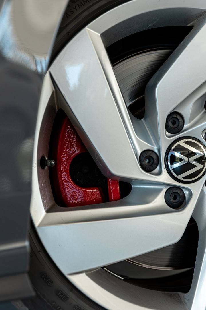 volkswagen-golf-2021-hibrido-1395cc