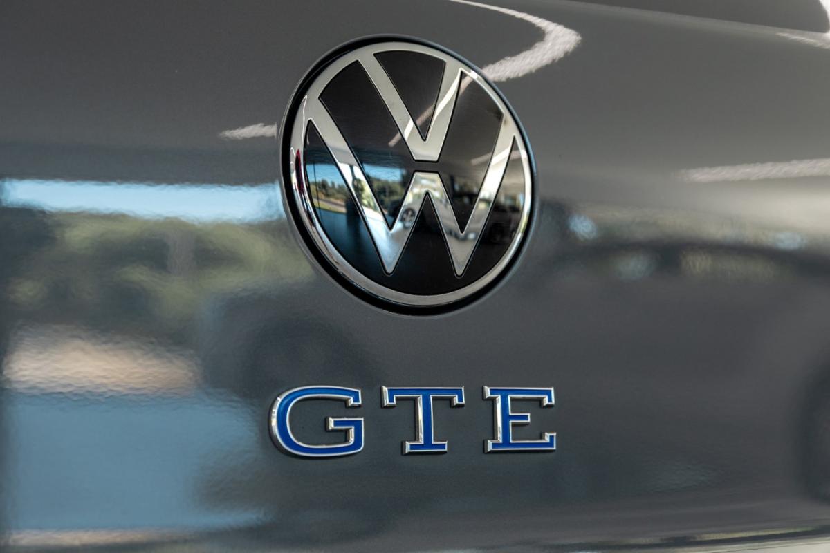 volkswagen-golf-2021-hibrido-1395cc
