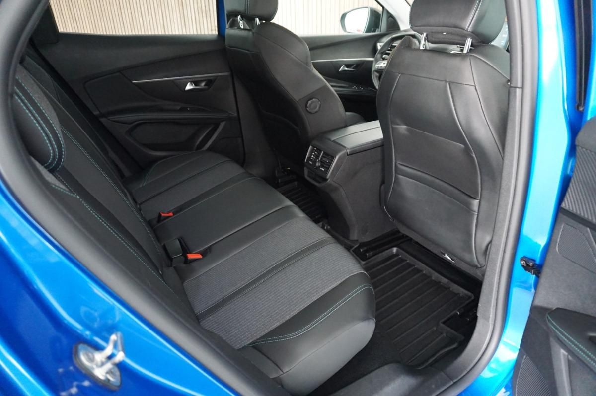 peugeot-3008-2022-gasolina-1199cc