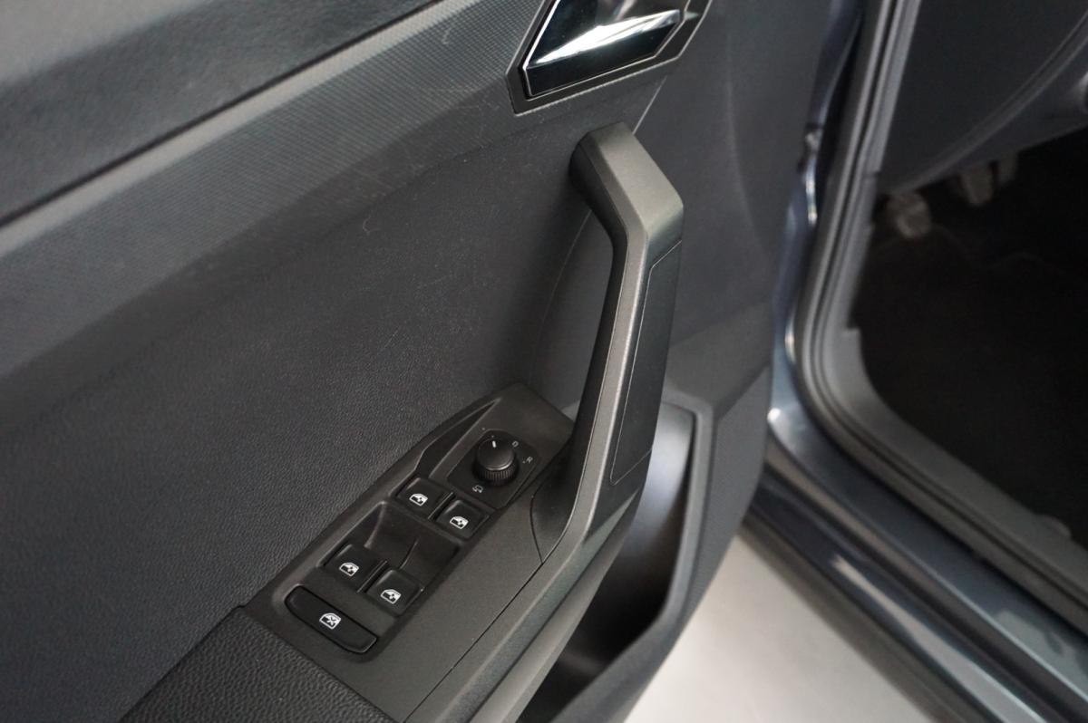 seat-arona-2019-gasolina-999cc