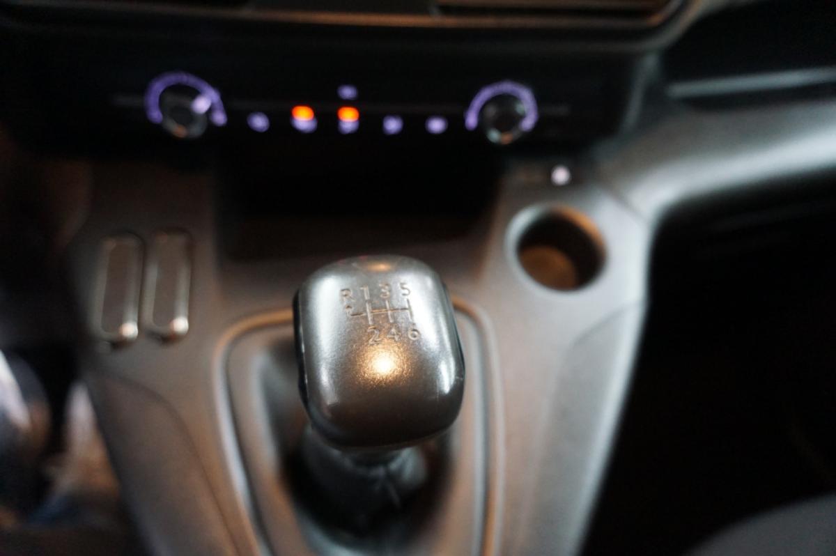 peugeot-rifter-2019-gasolina-1199cc