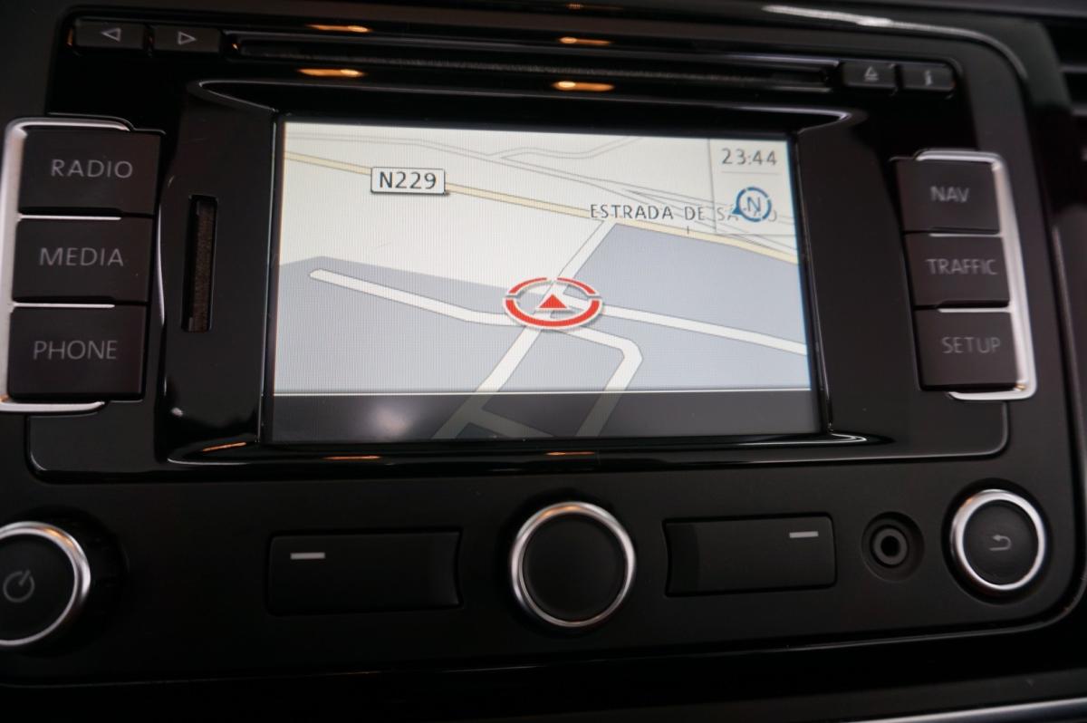 volkswagen-beetle-2013-diesel-1598cc