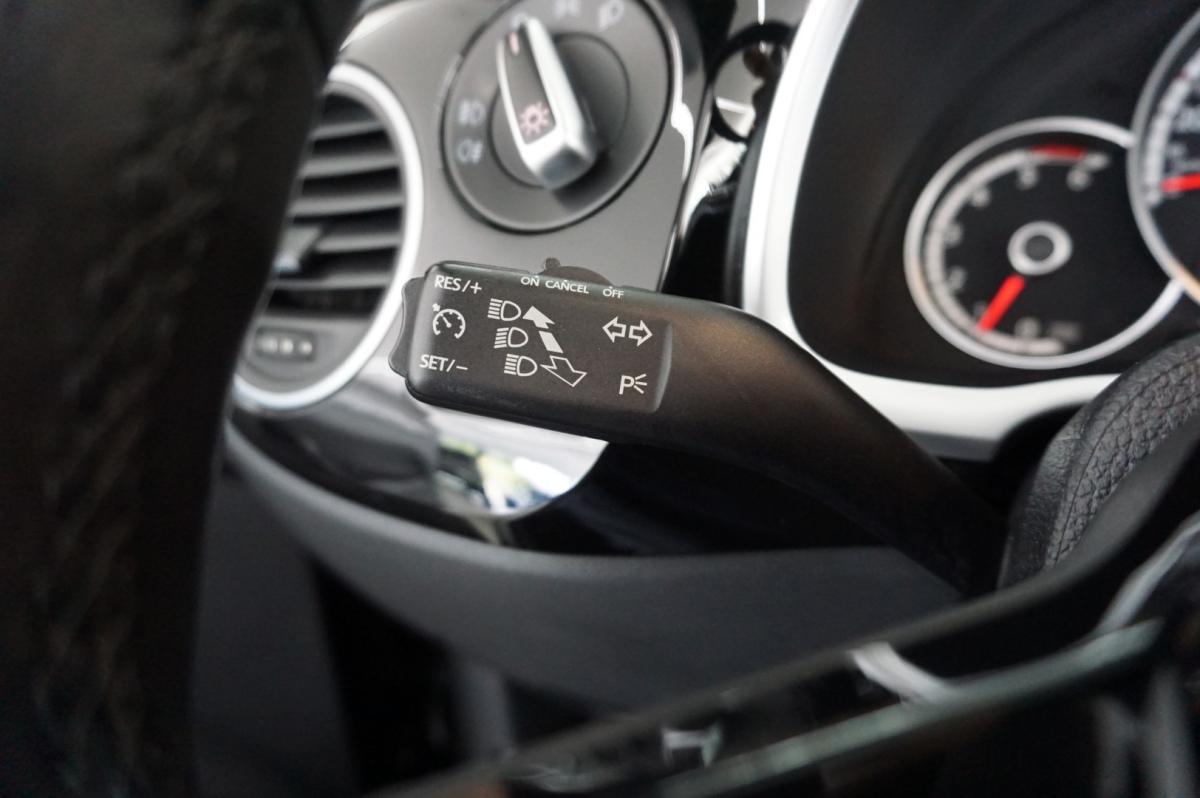 volkswagen-beetle-2013-diesel-1598cc