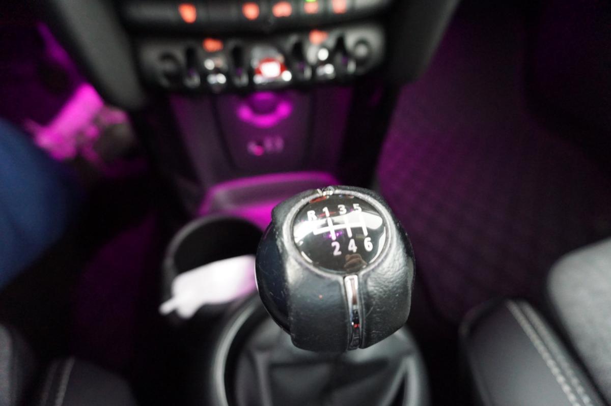 mini-cooper-2017-gasolina-1198cc