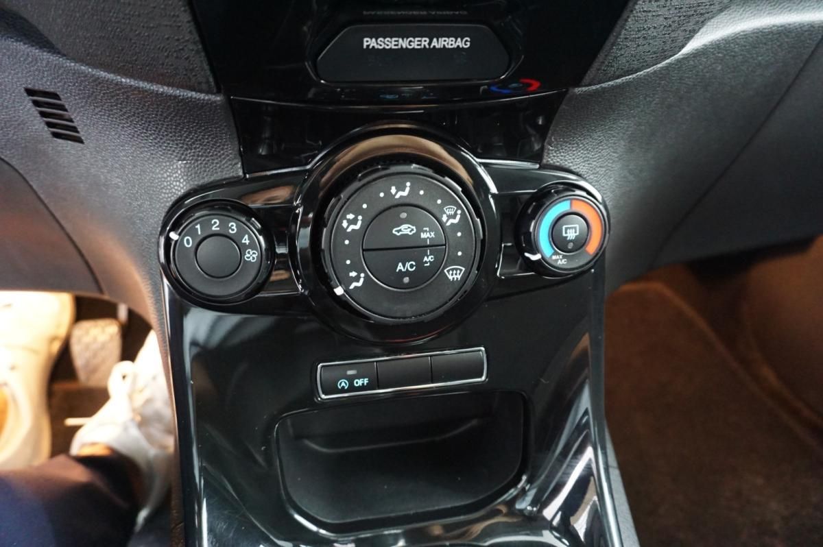 ford-fiesta-2017-gasolina-998cc