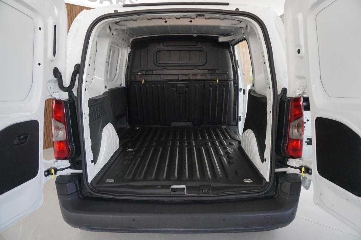 peugeot-partner-2020-diesel-1500cc