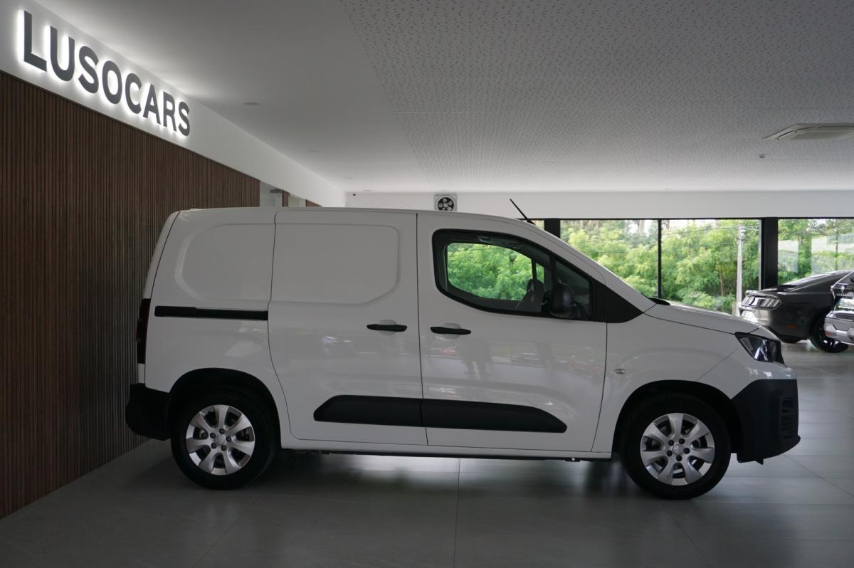 peugeot-partner-2020-diesel-1500cc
