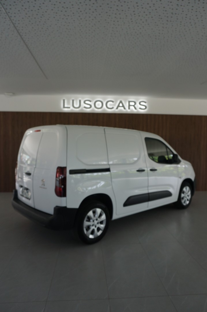 peugeot-partner-2020-diesel-1500cc