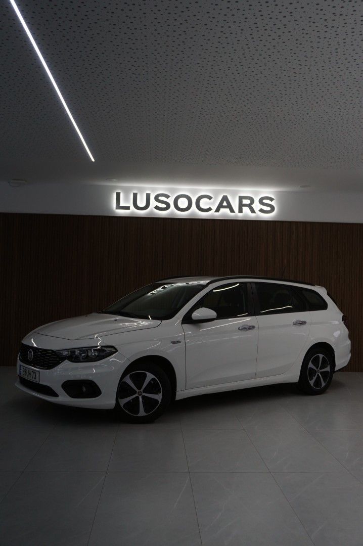 fiat-tipo-station-wagon-2018-diesel-1598cc