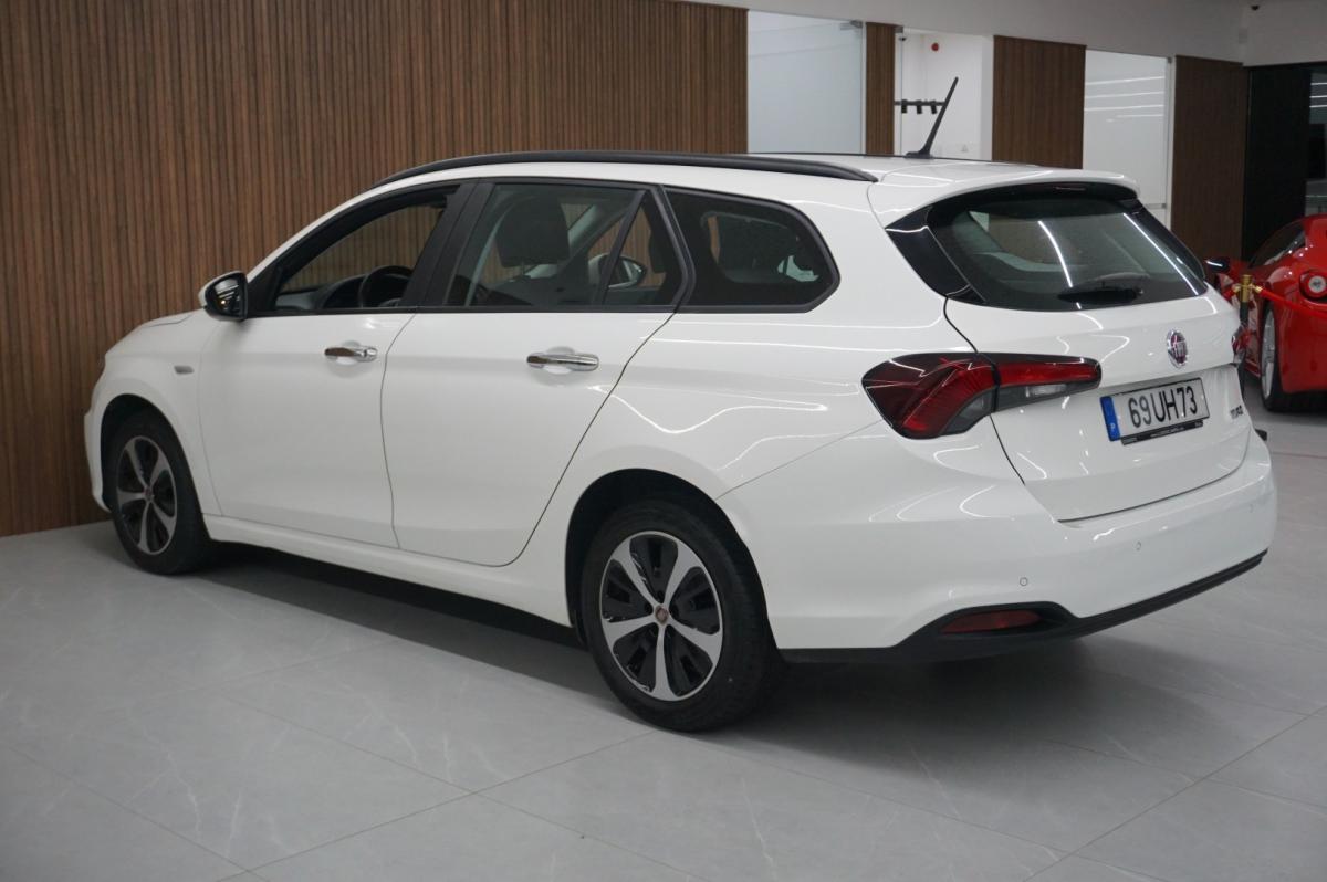 fiat-tipo-station-wagon-2018-diesel-1598cc