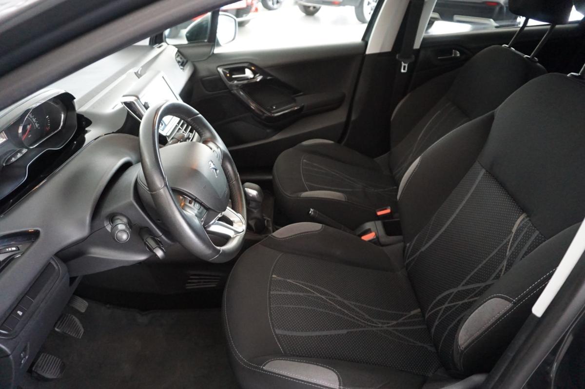 peugeot-208-2014-gasolina-1199cc