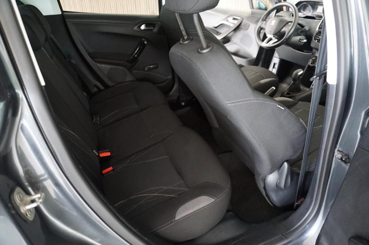 peugeot-208-2014-gasolina-1199cc