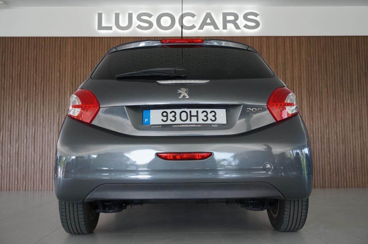 peugeot-208-2014-gasolina-1199cc