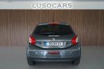 peugeot-208-2014-gasolina-1199cc