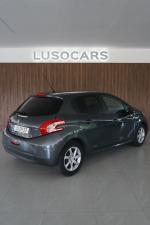 peugeot-208-2014-gasolina-1199cc