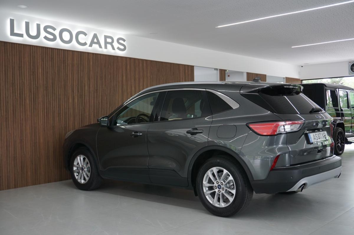 ford-kuga-2022-diesel-1499cc