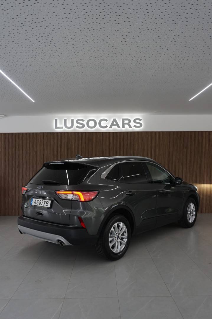 ford-kuga-2022-diesel-1499cc