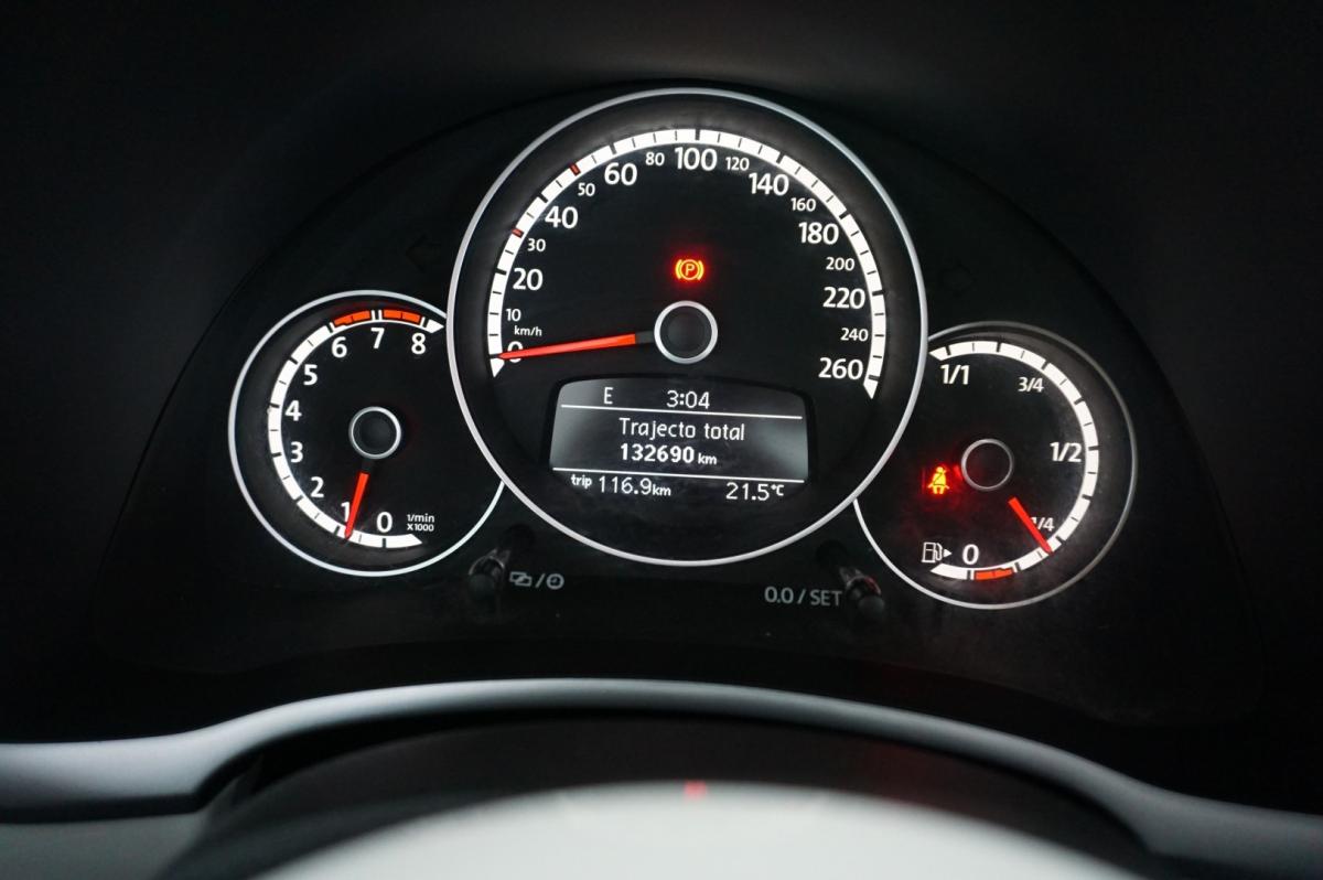 volkswagen-beetle-2014-gasolina-1197cc