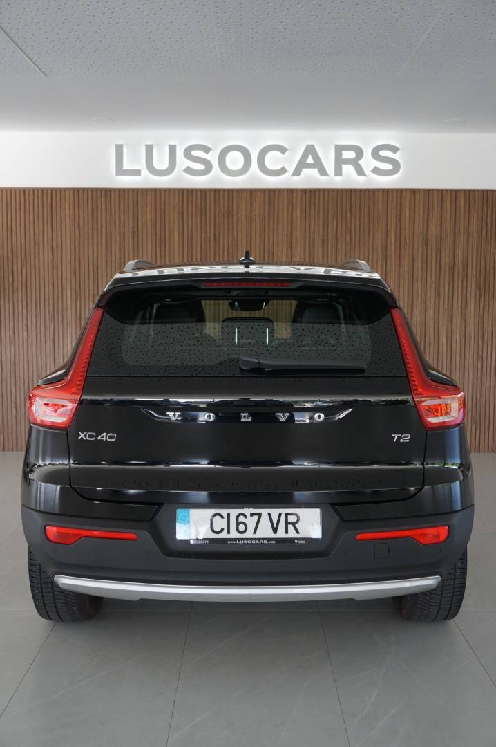 volvo-xc40-2021-gasolina-1477cc