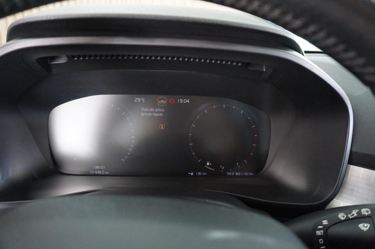 volvo-xc40-2021-gasolina-1477cc