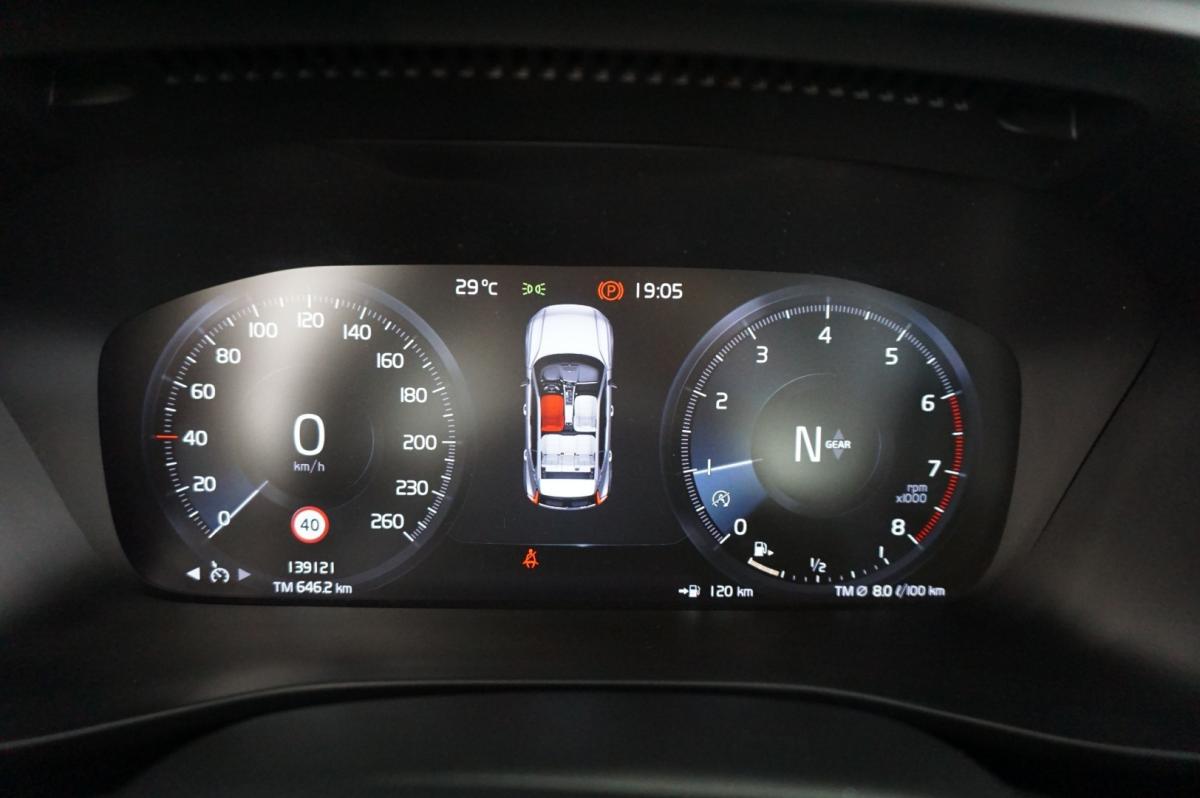 volvo-xc40-2021-gasolina-1477cc