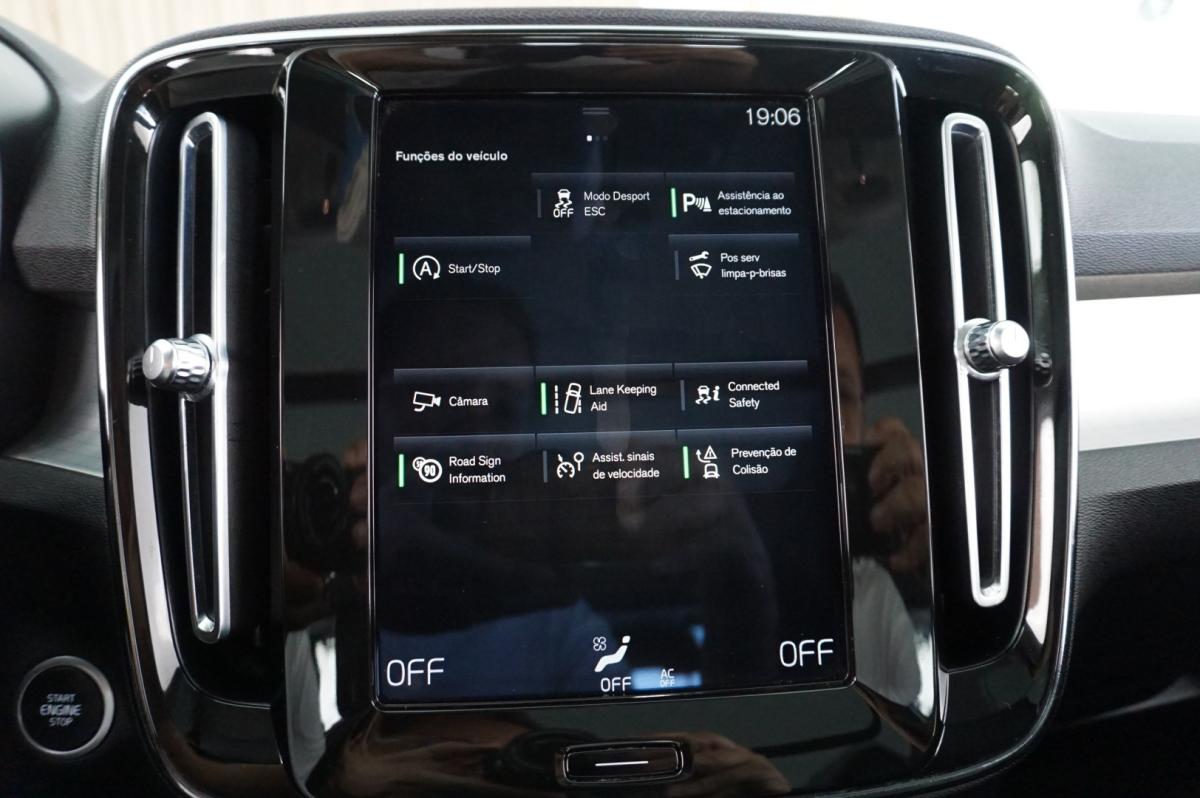 volvo-xc40-2021-gasolina-1477cc