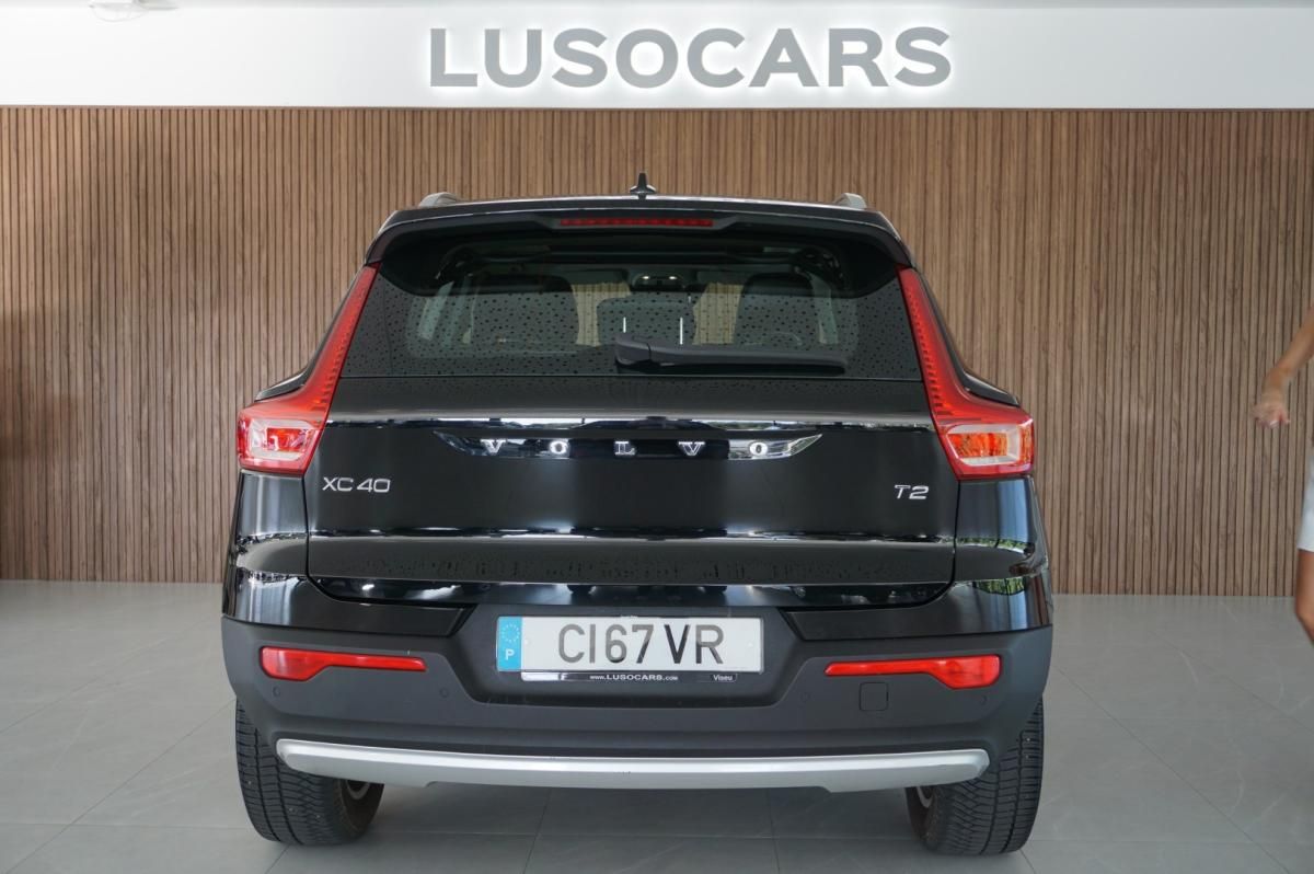 volvo-xc40-2021-gasolina-1477cc