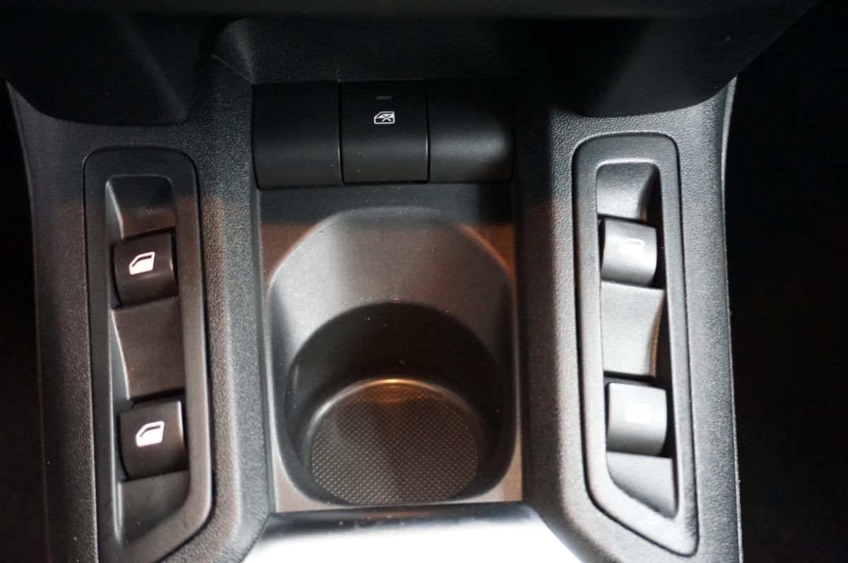 citroen-c-elysee-2018-gasolina-1199cc