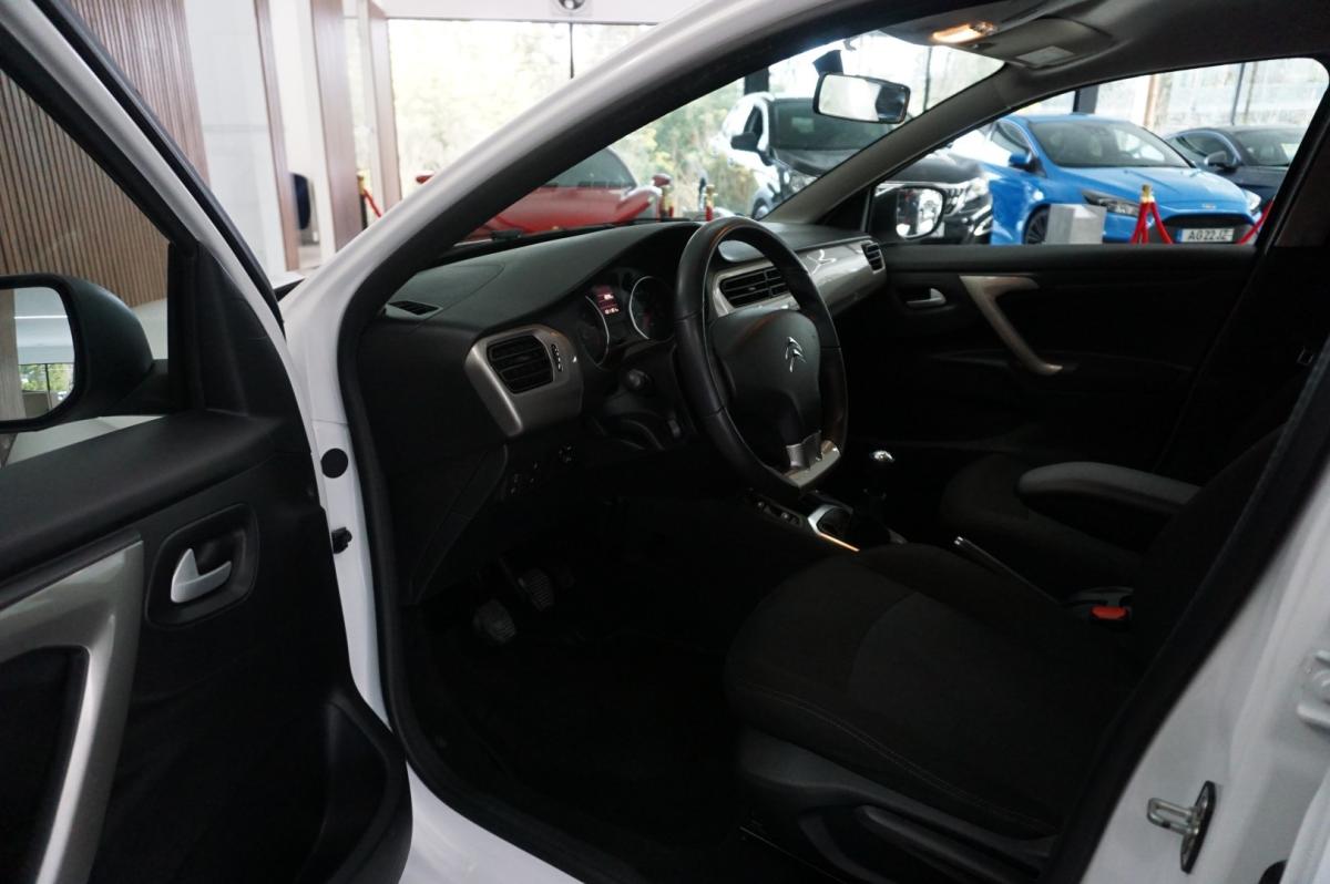 citroen-c-elysee-2018-gasolina-1199cc