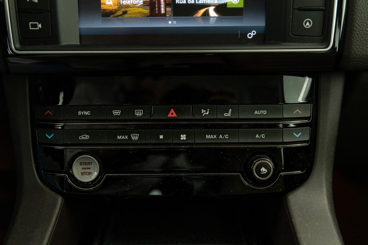 jaguar-f-pace-2016-diesel-1999cc