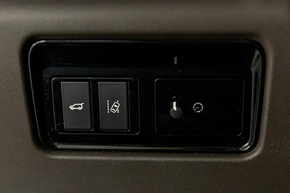 jaguar-f-pace-2016-diesel-1999cc