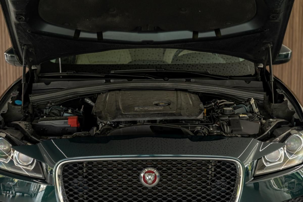 jaguar-f-pace-2016-diesel-1999cc